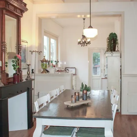 Two-bedroom Holiday In *